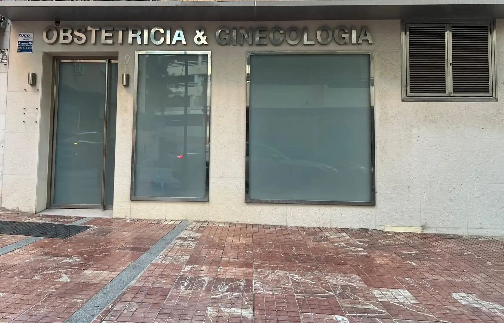 Local en venda en Marbella amb Aire condicionat i Moblat