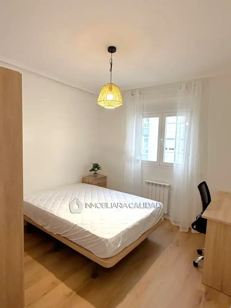 Habitación de Piso de alquiler en Burgos con Calefacción