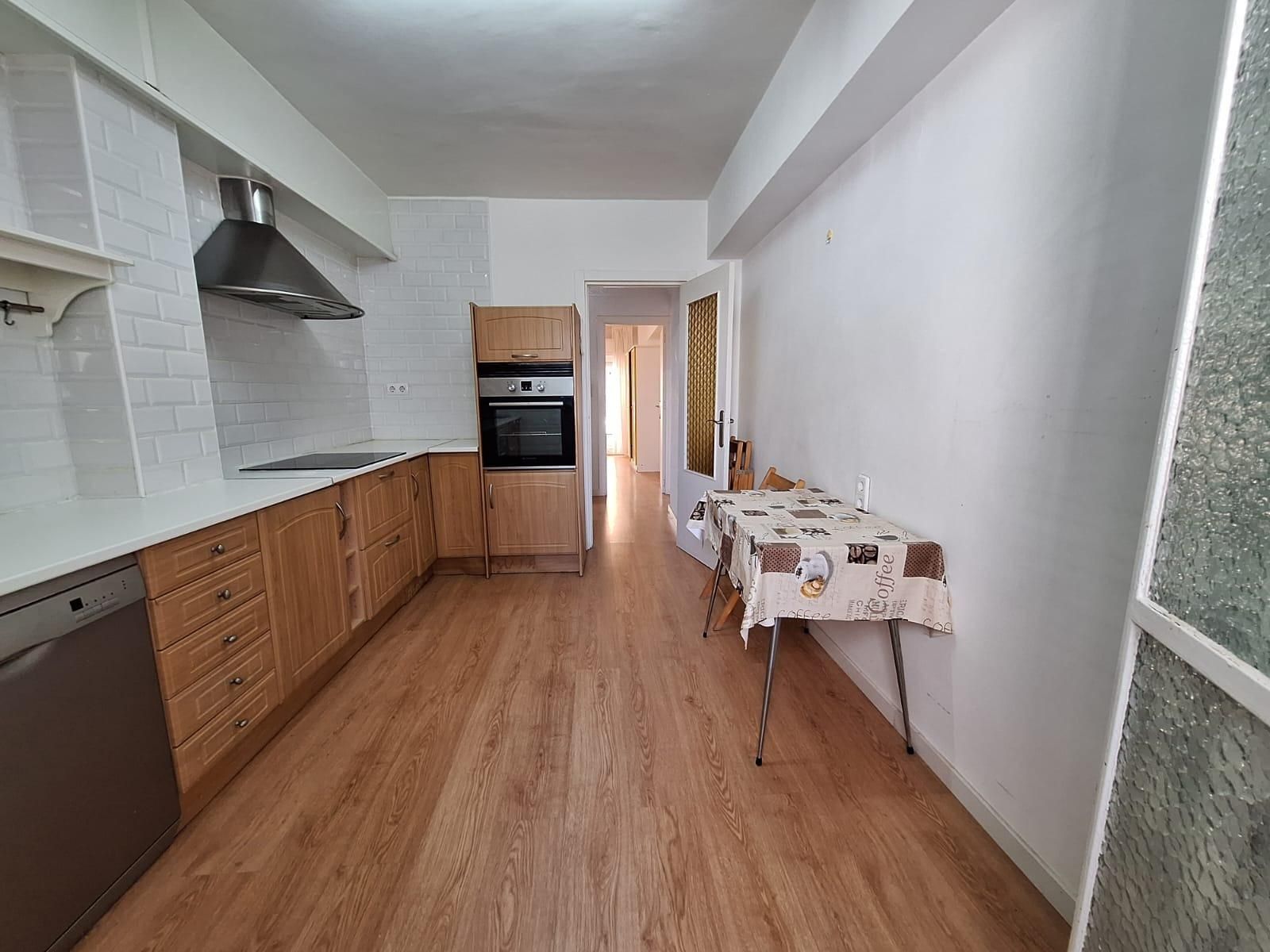 Pis en venda a  ROSALES, Centro, Casco Urbano