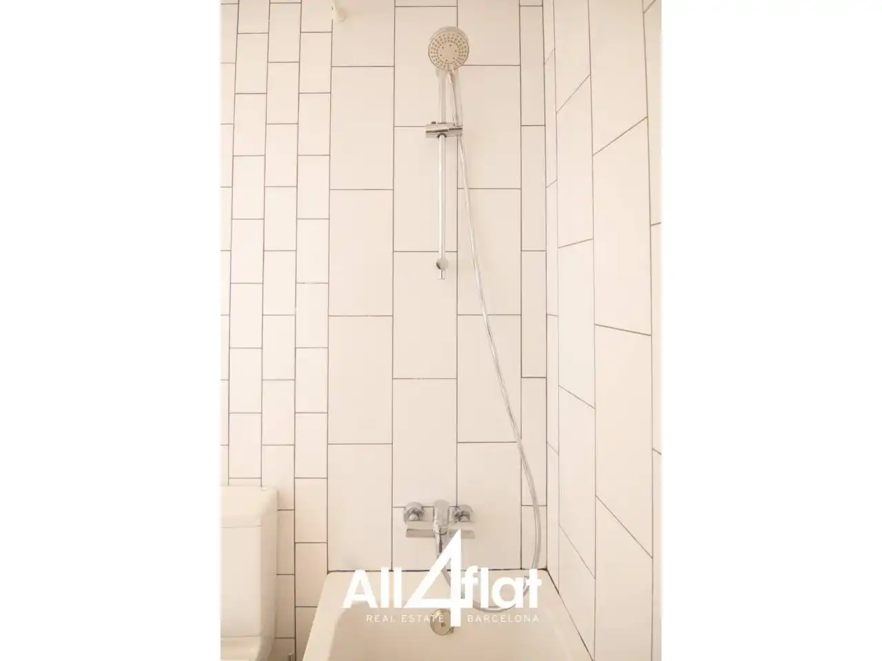 Bathroom of Flat for rent in Sant Pere de Ribes  with Air Conditioner and Terrace