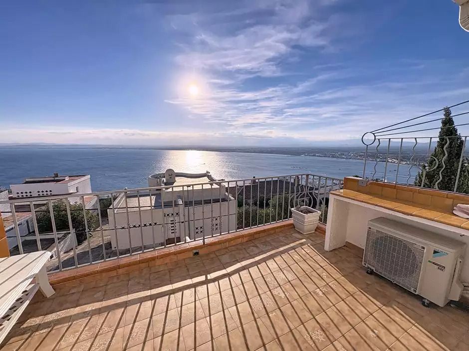 Terrace of Apartment for sale in Roses  with Heating, Terrace and Swimming Pool