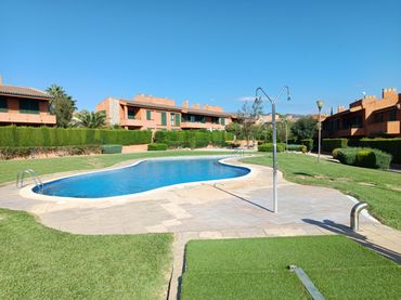Appartamento con balcone in vendita a MIL·LIARI 2