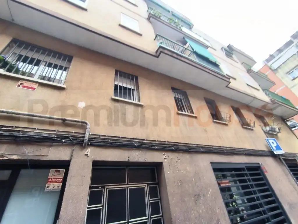 Vista exterior de Pis en venda en Barcelona