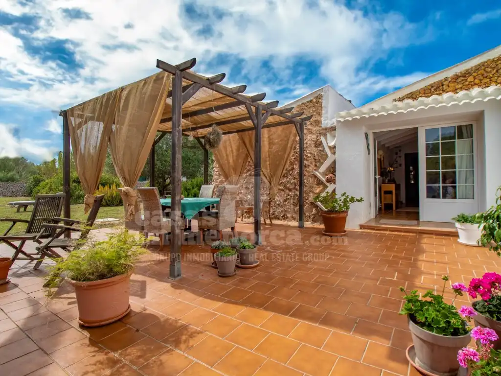 Casa rústica amb piscina en venda a Llucmaçanes, imagen 5