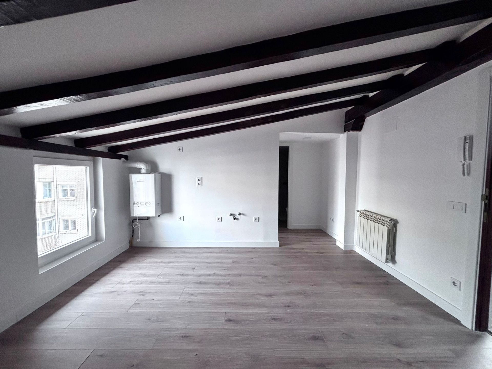 Apartament en venda en Burgos Capital amb Calefacció