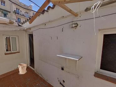 Dúplex amb balcó en venda a Passatge de Pere Calders