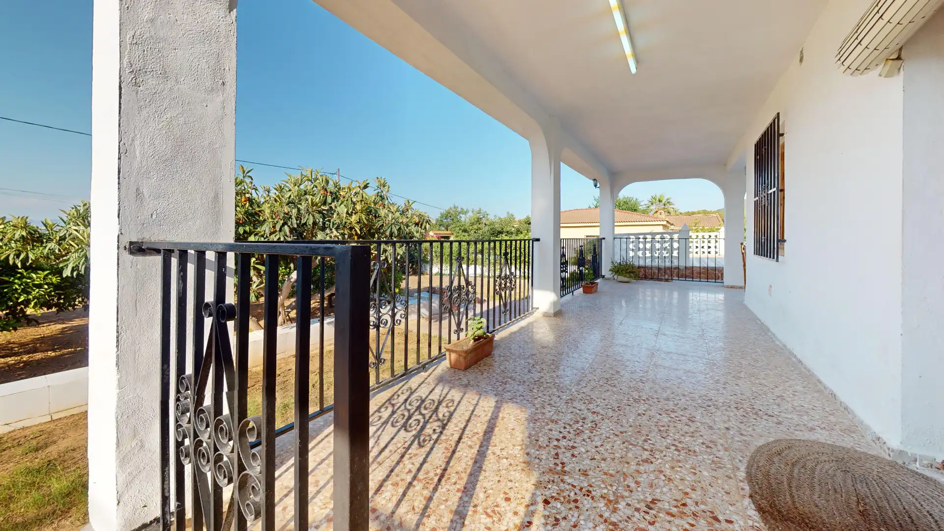 Terraza de Casa o chalet en venta en Vilamarxant con Jardín privado, Piscina y Amueblado