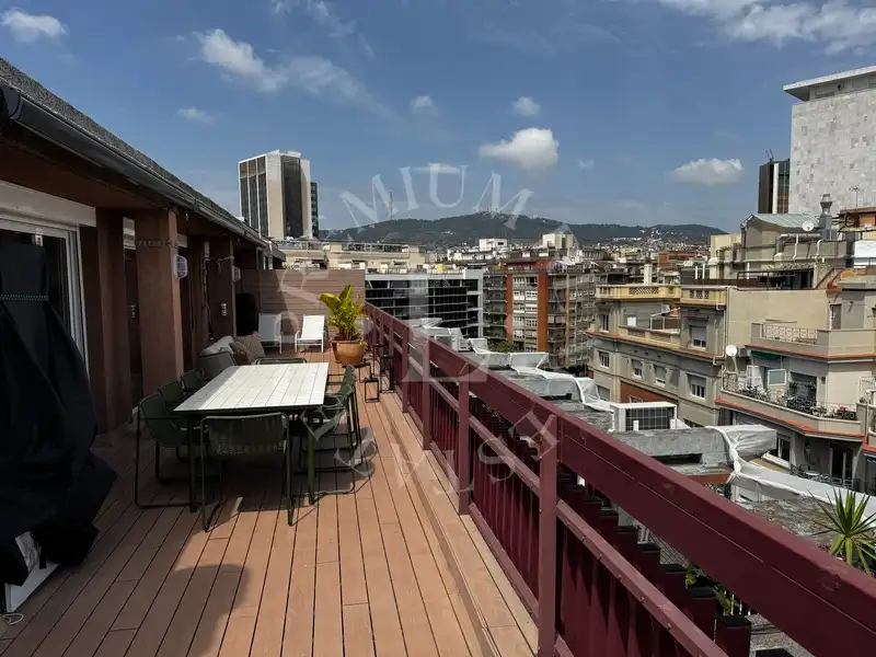 Terrace of Attic for rent in Barcelona  with Air Conditioner, Heating and Parquet flooring