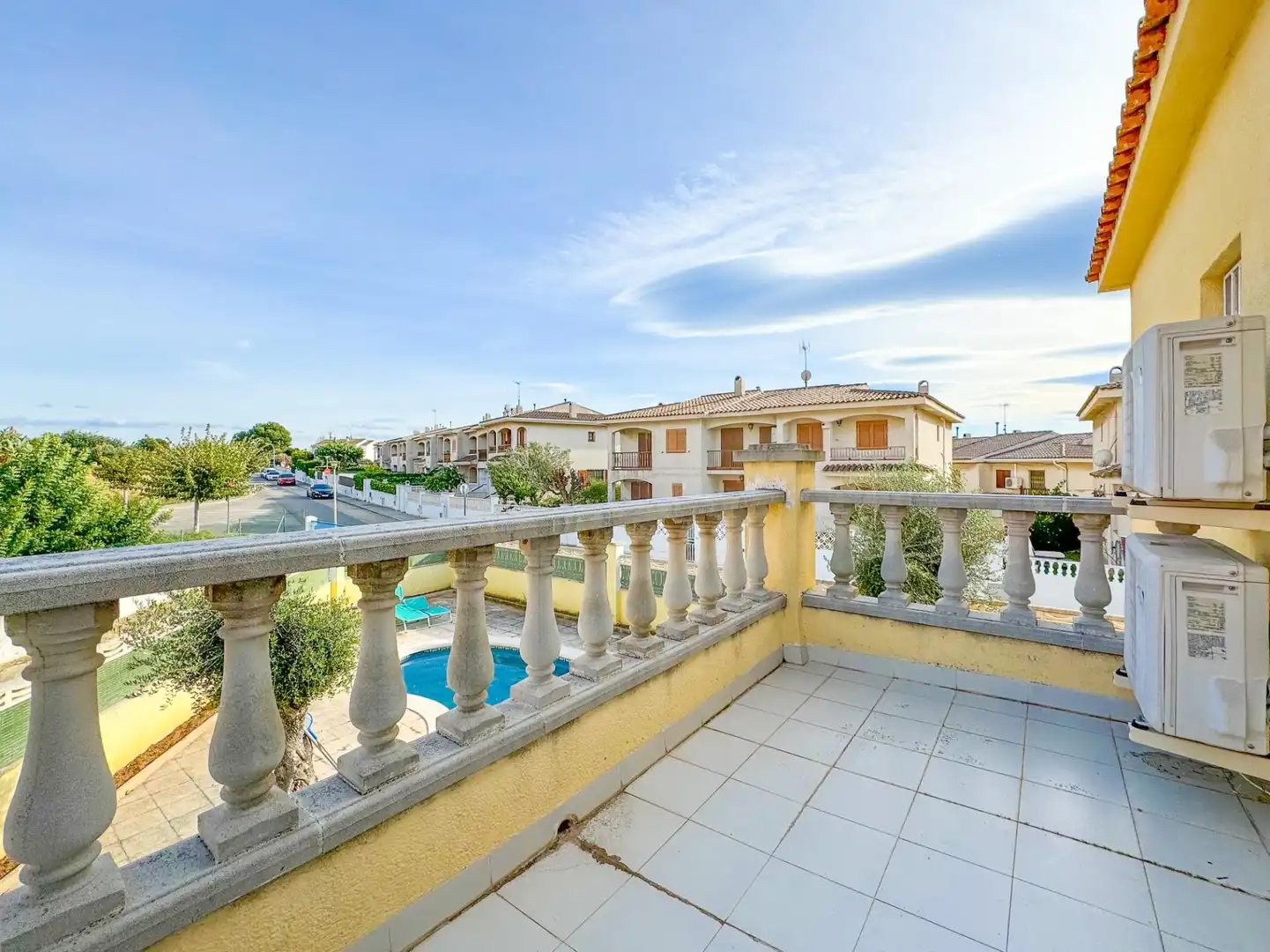 Exterior view of Houses for sale in El Vendrell  with Heating, Swimming Pool and Furnished