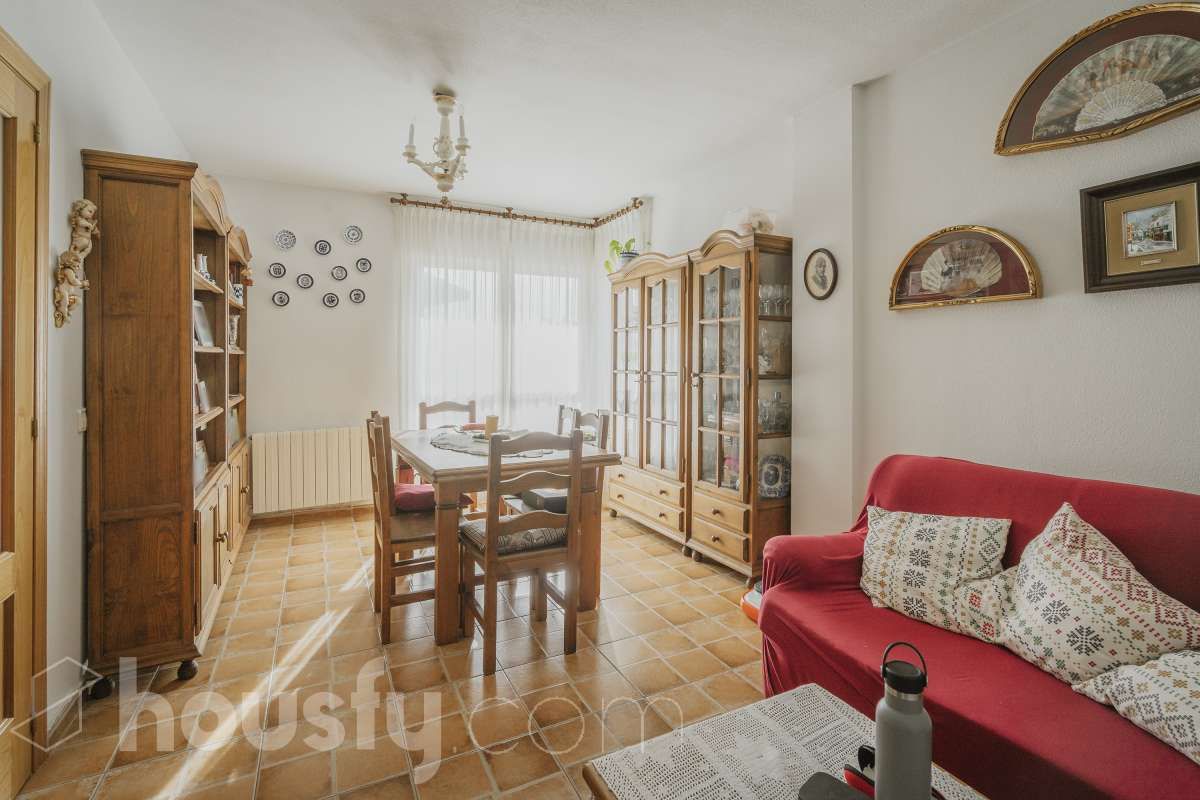 Living room of Flat for sale in El Espinar  with Heating and Private garden