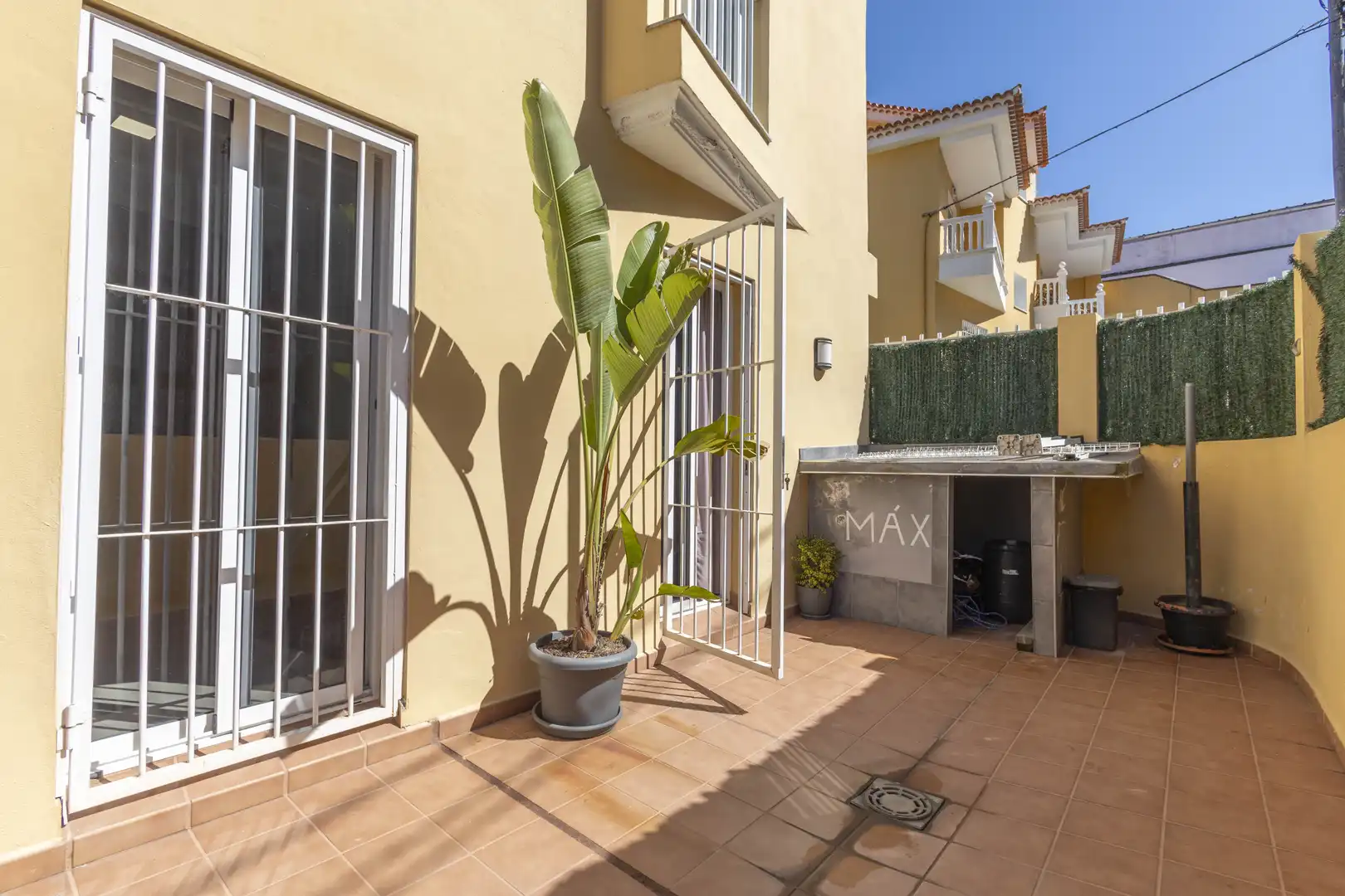 Außenansicht von Wohnung zum Verkauf in Los Realejos mit Terrasse, Abstellraum und Möbliert