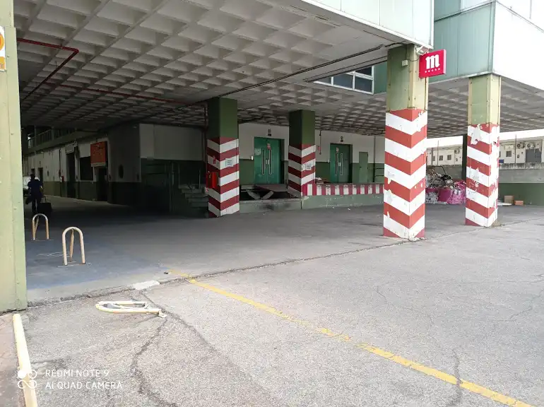 Parking de Nave industrial en venta en  Madrid Capital con Calefacción y Alarma