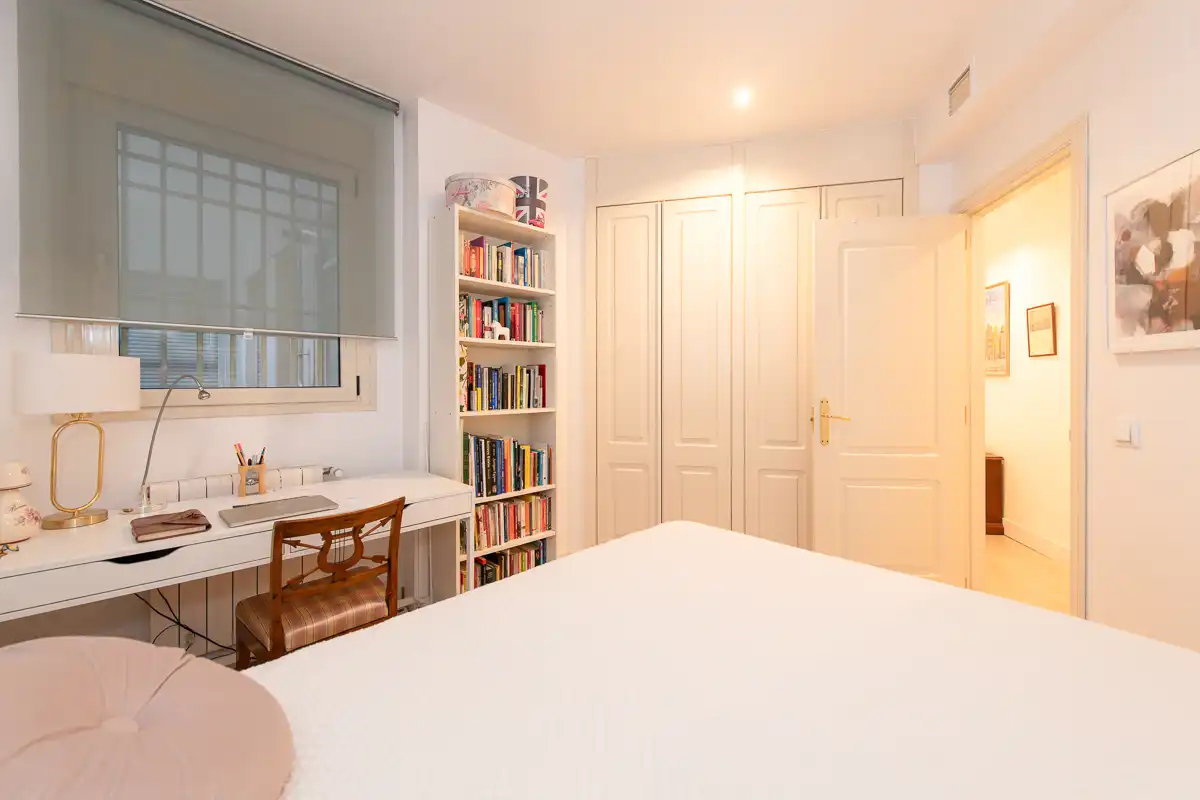 Bedroom of Ground floor for sale in La Moraleja  with Air Conditioner, Heating and Private garden