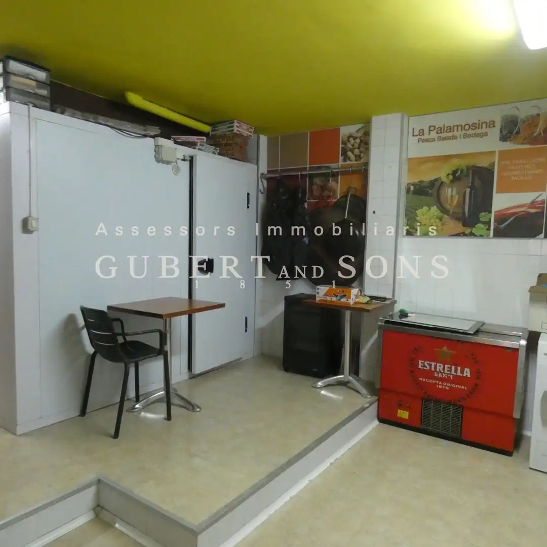 Local en venta en Palamós
