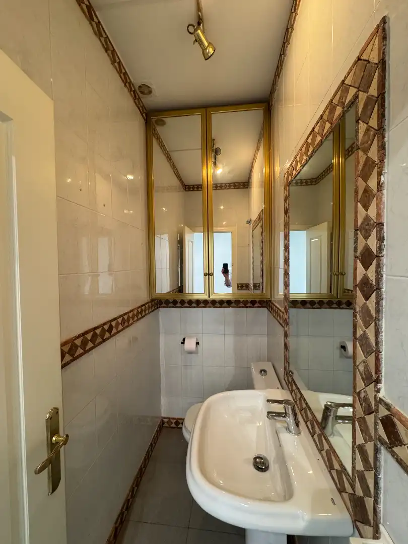 Baño de Casa o chalet de alquiler en Espartinas con Aire acondicionado, Calefacción y Jardín privado