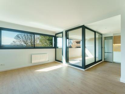 Bedroom of Flat for sale in Rubí  with Air Conditioner, Terrace and Balcony