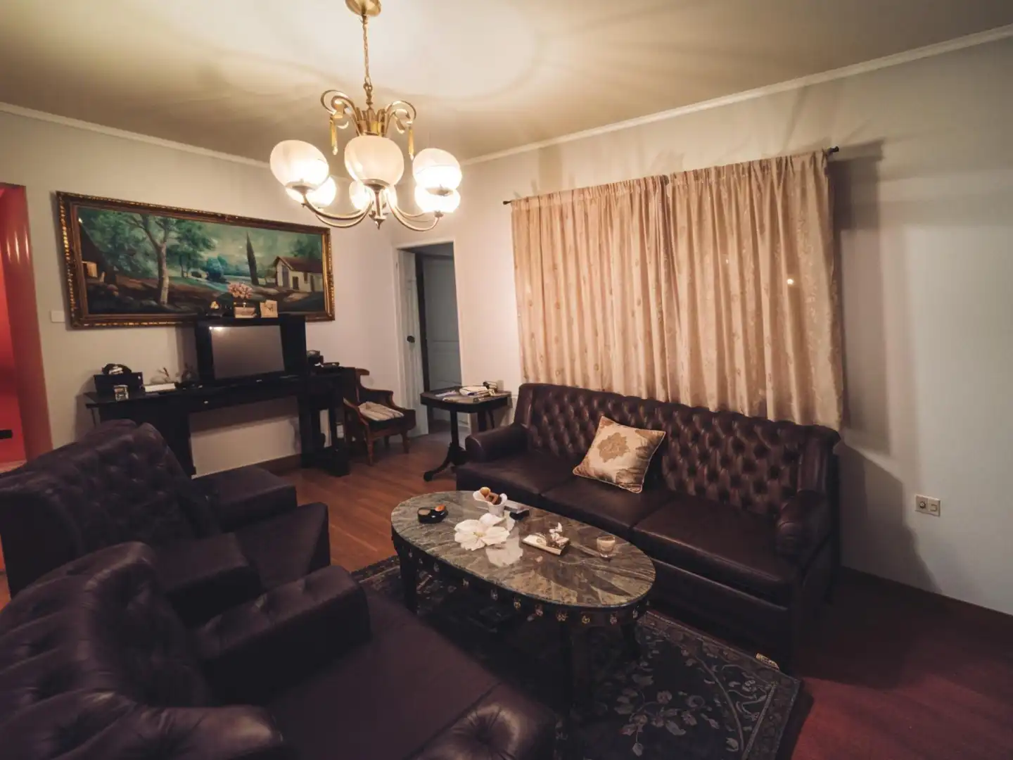 Sala d'estar de Casa adosada en venda en Burgos amb Calefacció i Jardí privat