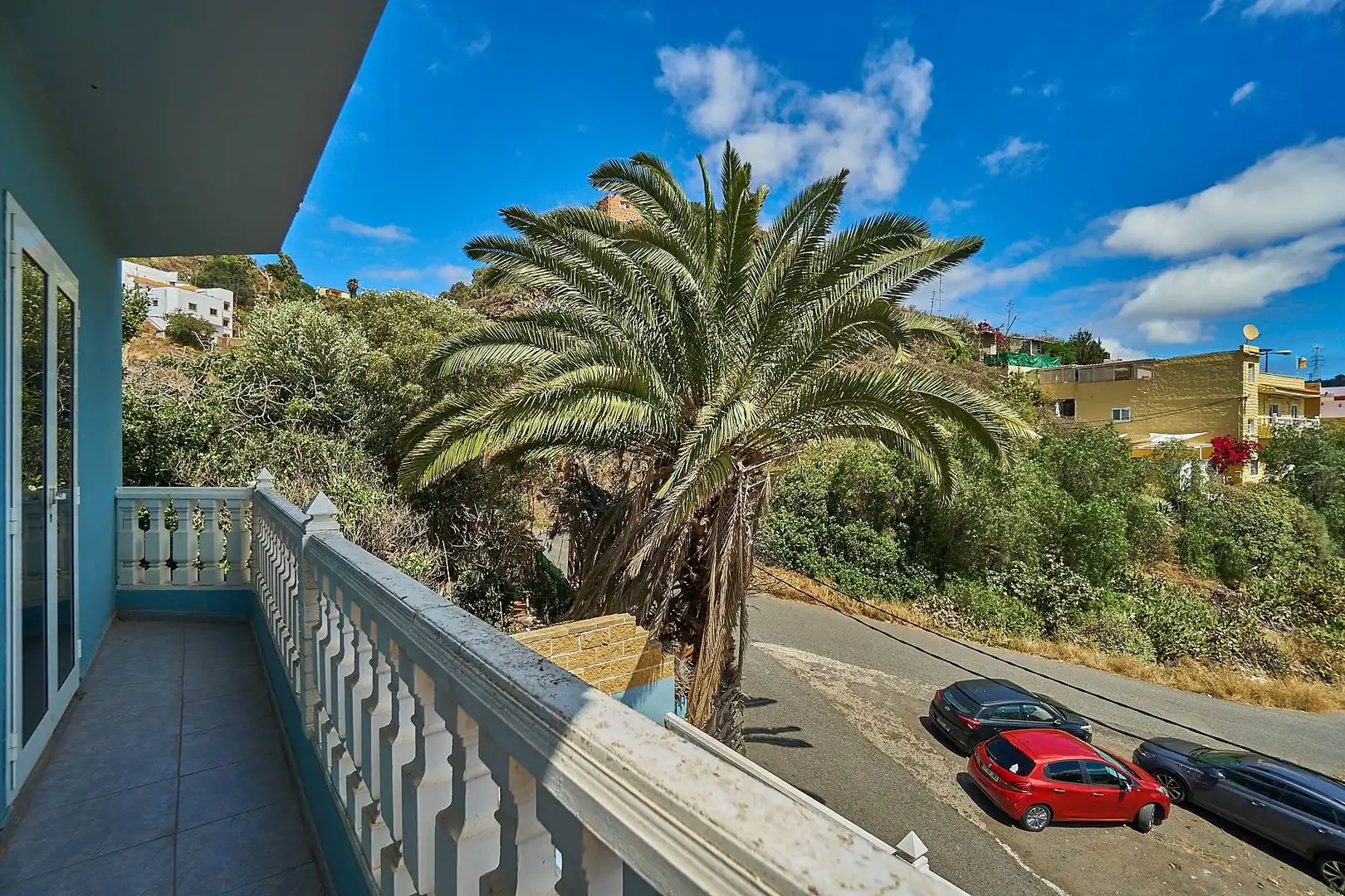 Vista exterior de Casa adosada en venda en Las Palmas de Gran Canaria amb Jardí privat, Terrassa i Traster