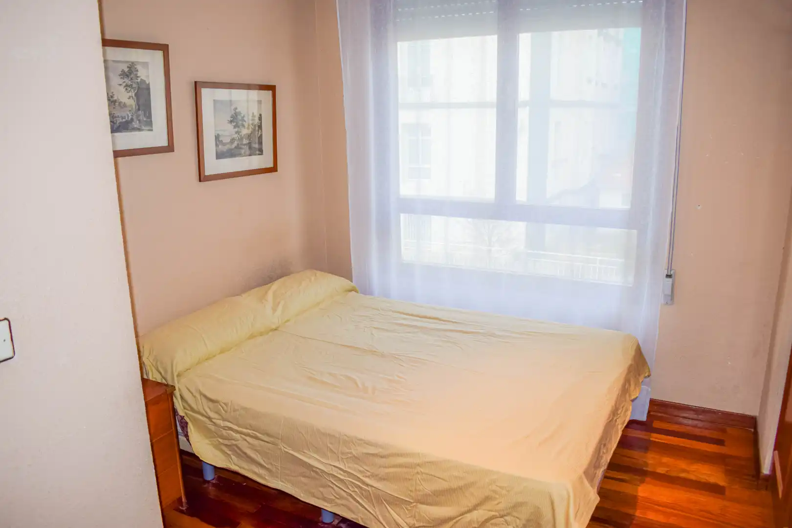 Bedroom of Apartments for rent to own in Santander  with Heating, Parquet flooring and Furnished