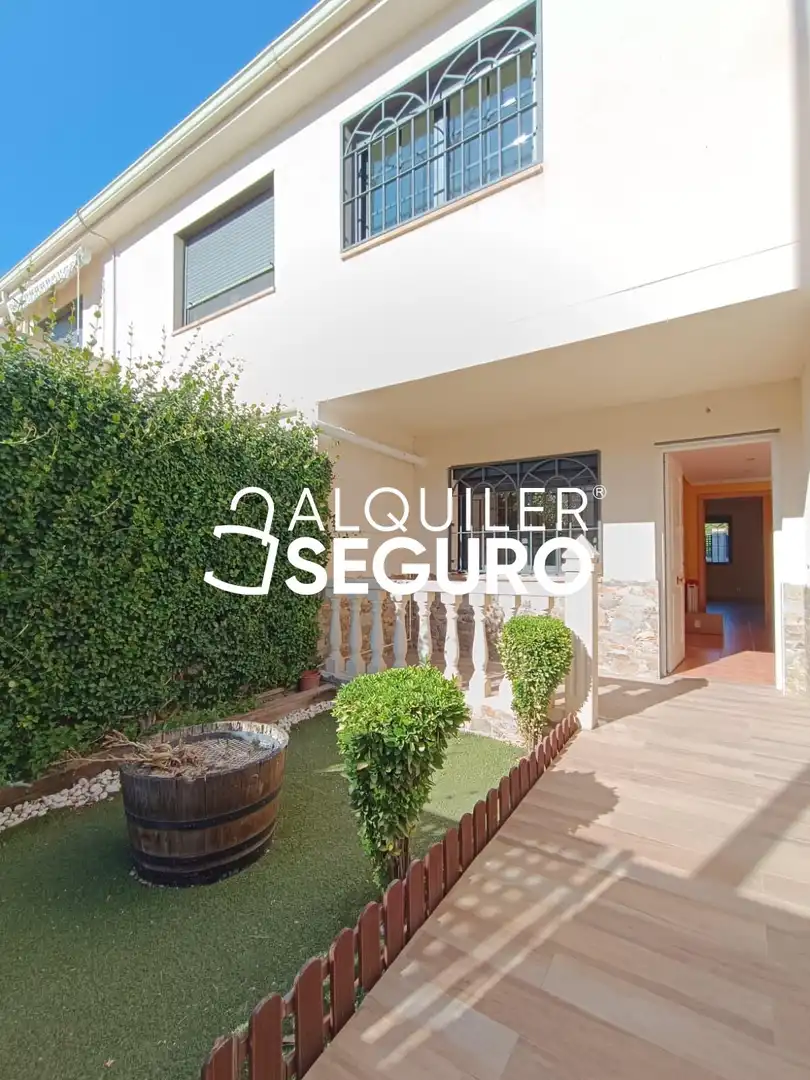 Jardí de Casa o xalet de lloguer en Aranjuez amb Calefacció, Terrassa i Traster