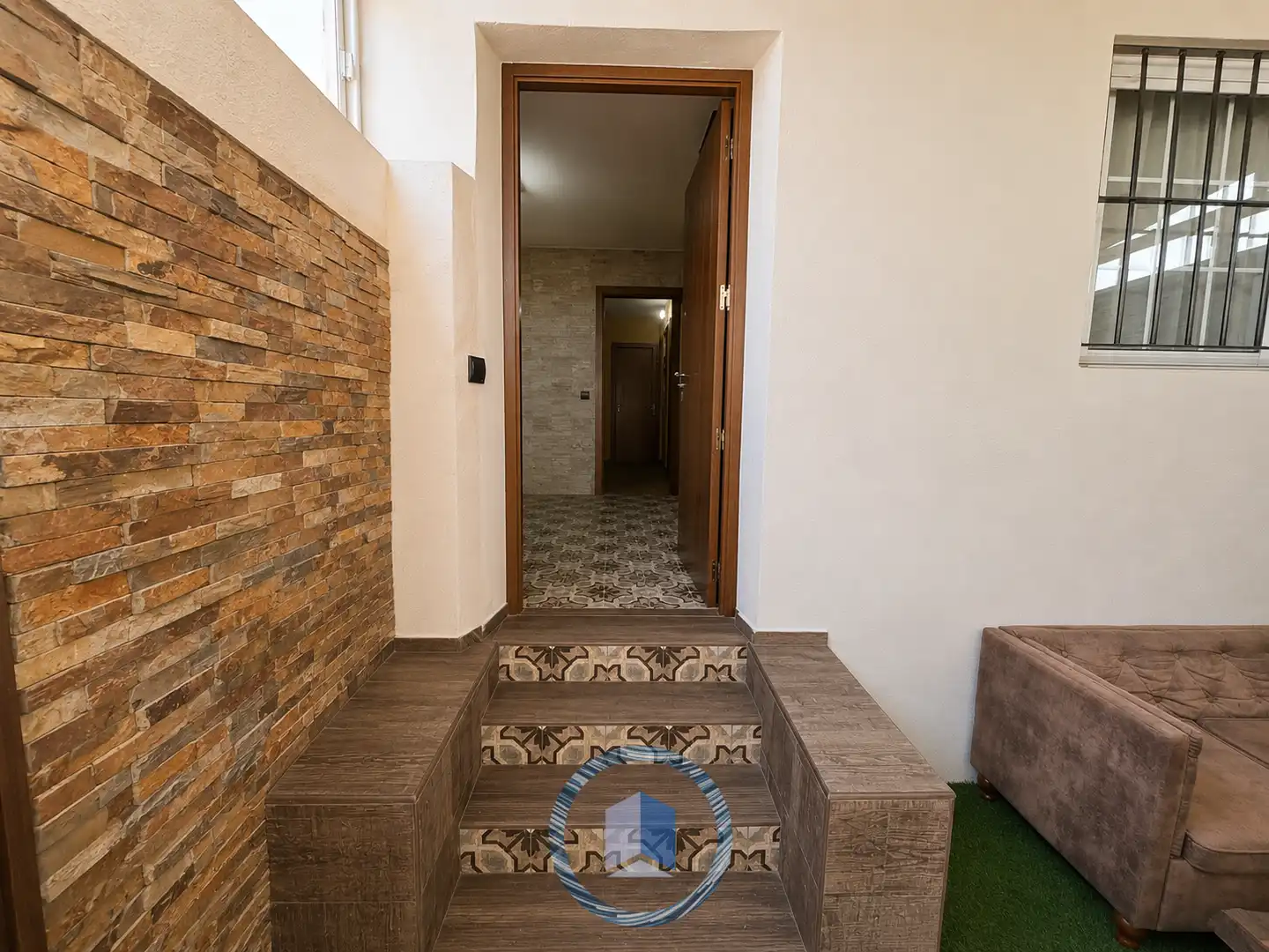 Casa adosada en venta en Montequinto con Piscina