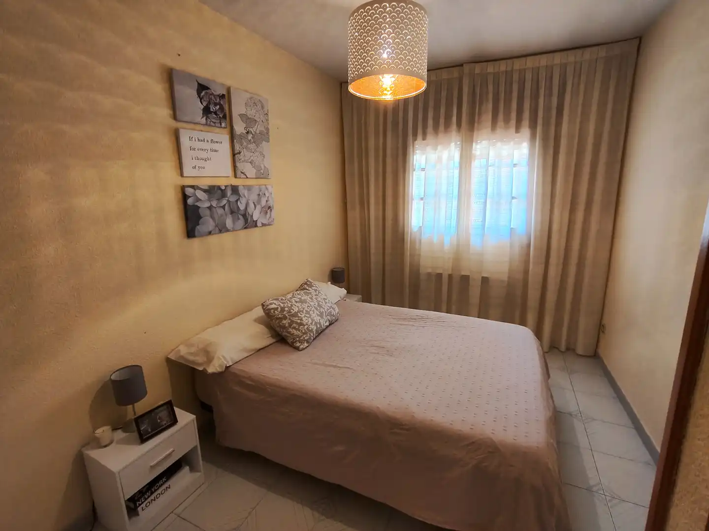 Bedroom of Buildings for sale in Leganés