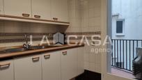 Cuina de Pis en venda en Santa Coloma de Gramenet amb Calefacció i Balcó