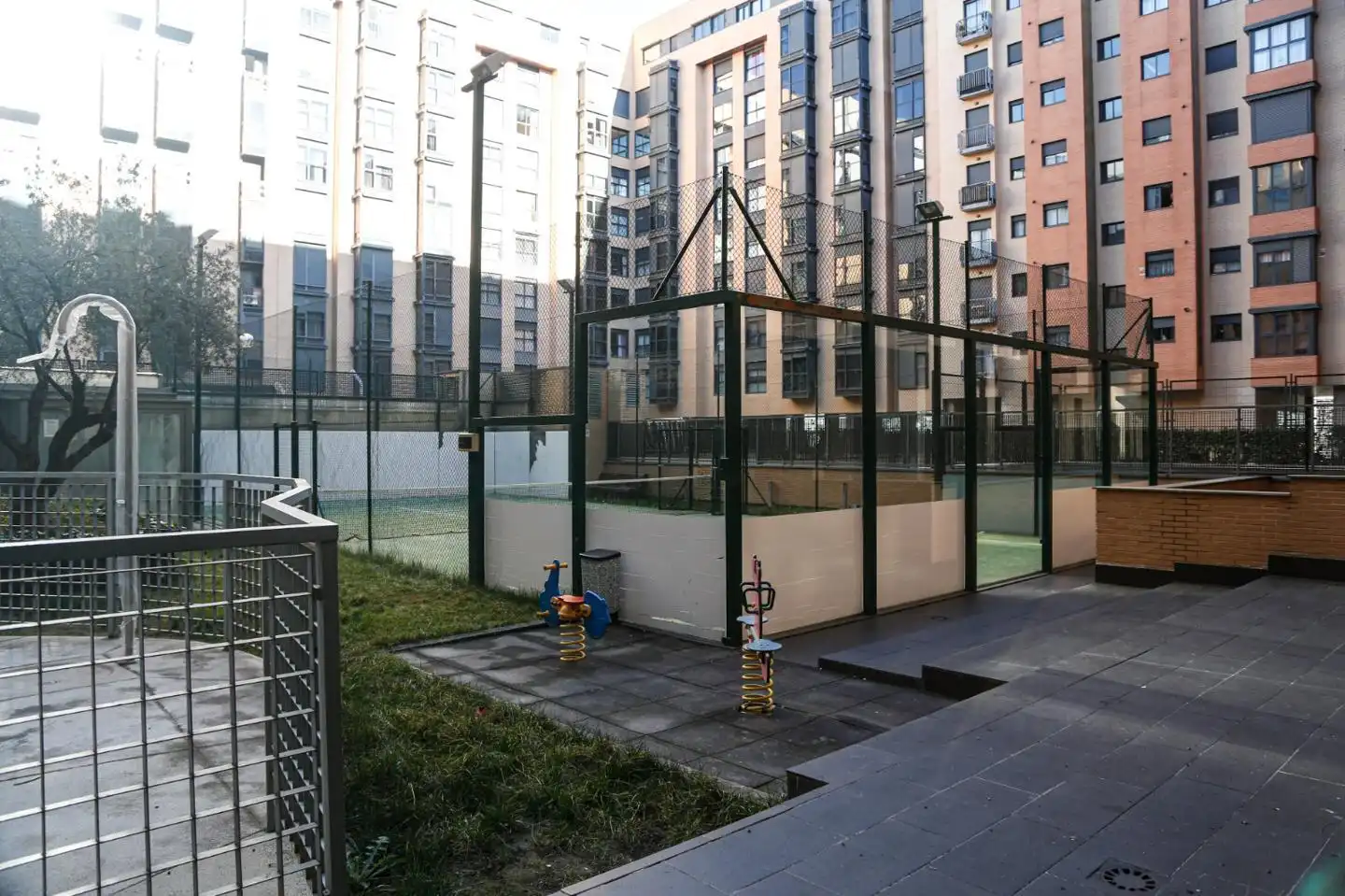 Vista exterior de Estudi en venda en Madrid amb Aire condicionat, Calefacció i Traster