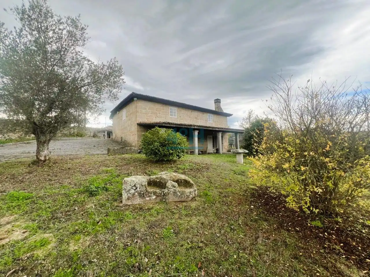 Außenansicht von Country house zum Verkauf in San Cibrao das Viñas mit Heizung, Privatgarten und Terrasse