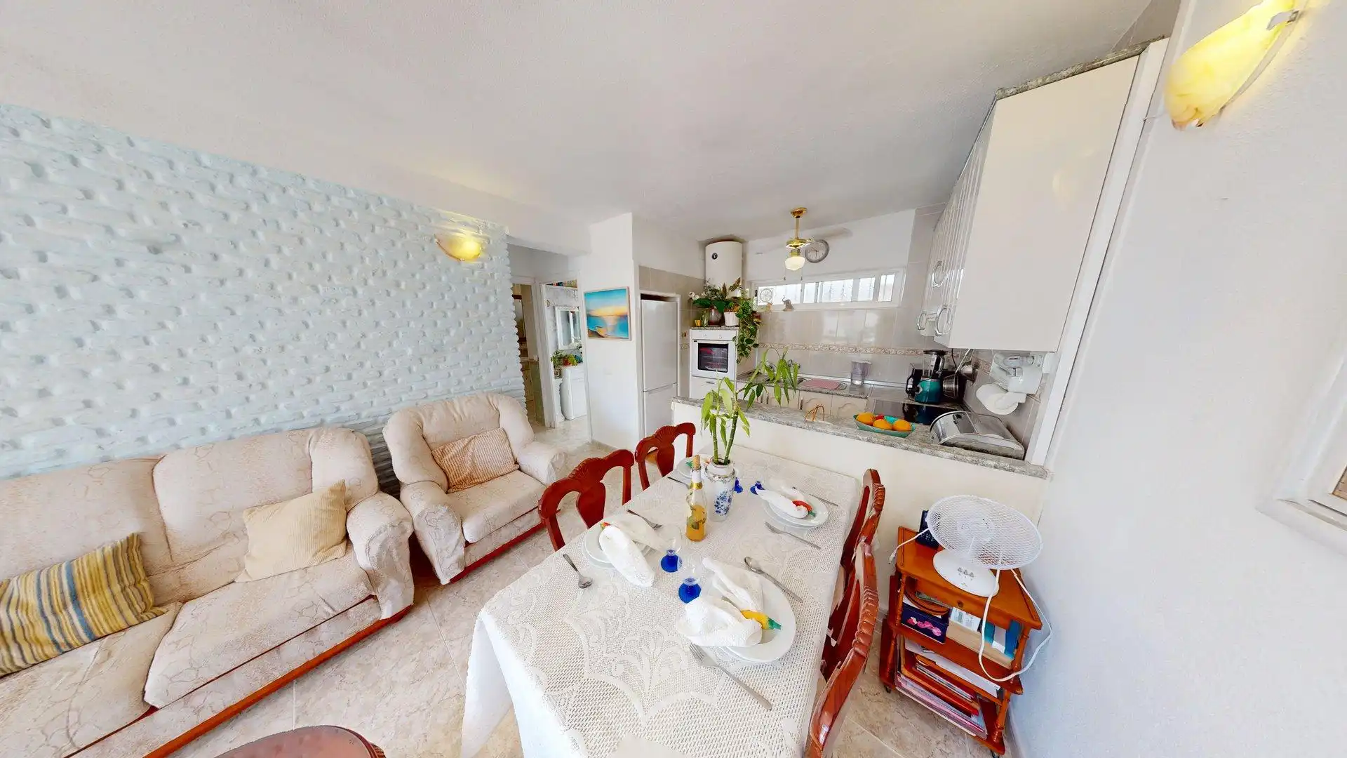 Esszimmer von Wohnung zum Verkauf in Benalmádena mit Klimaanlage, Privatgarten und Terrasse