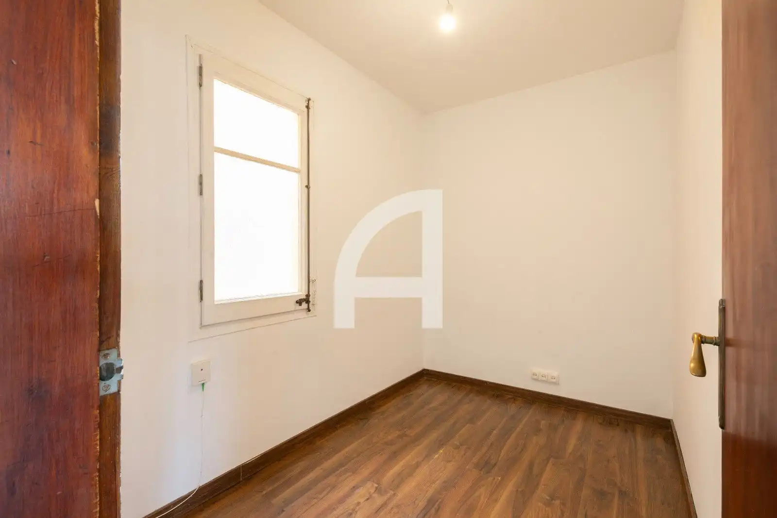 Bedroom of Flat for sale in Barcelona  with Parquet flooring