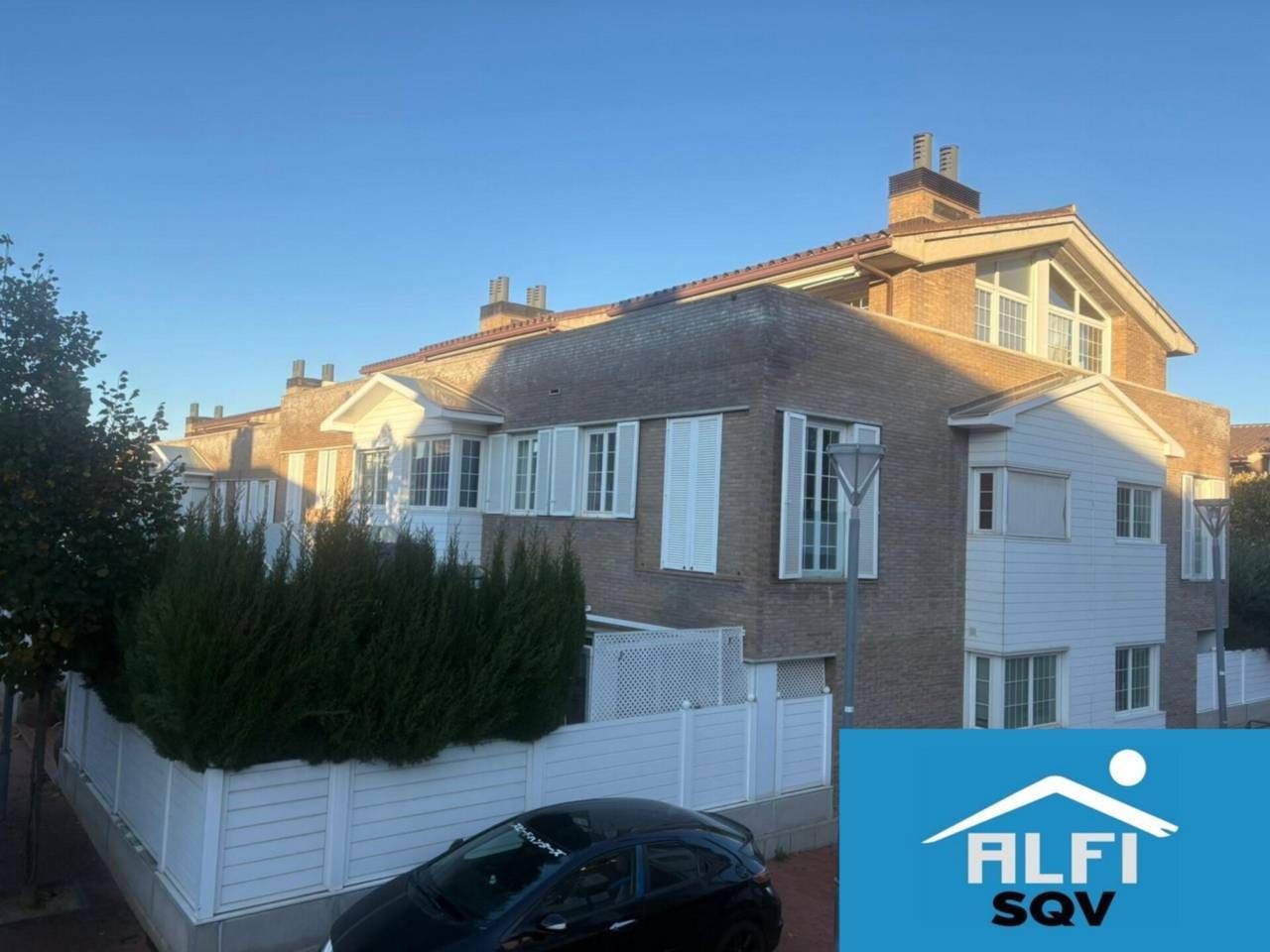 Exterior view of House or chalet for sale in Sant Quirze del Vallès  with Air Conditioner, Heating and Private garden