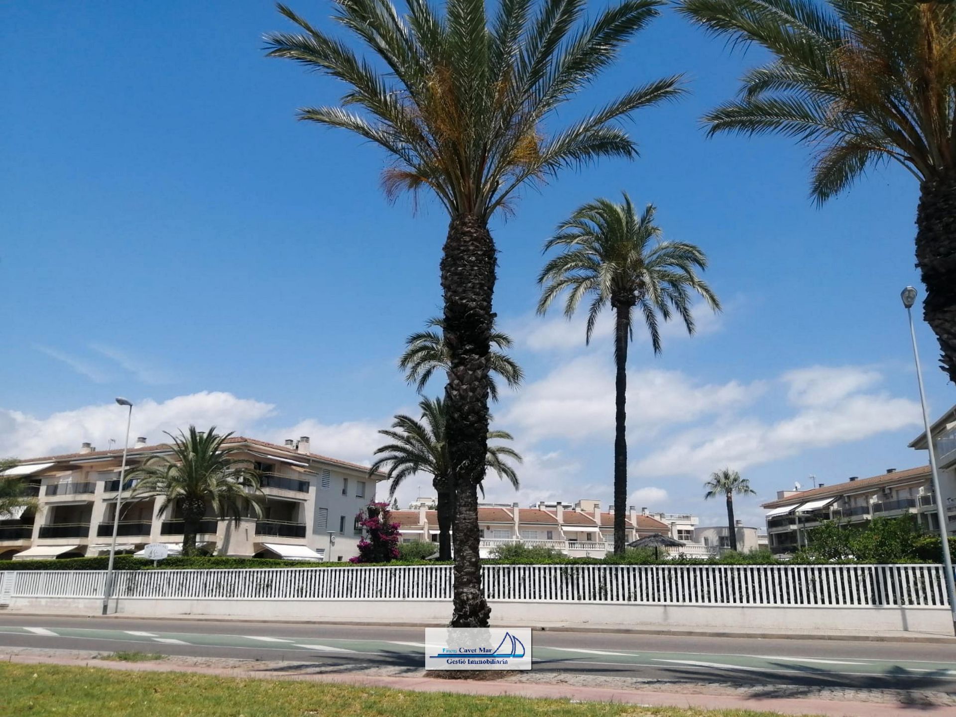 Vista exterior de Apartament en venda en Cambrils amb Aire condicionat, Calefacció i Terrassa