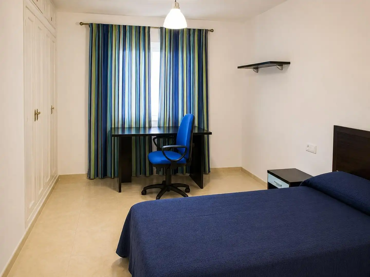 Bedroom of Flat for rent in Málaga  with Terrace and Storage room