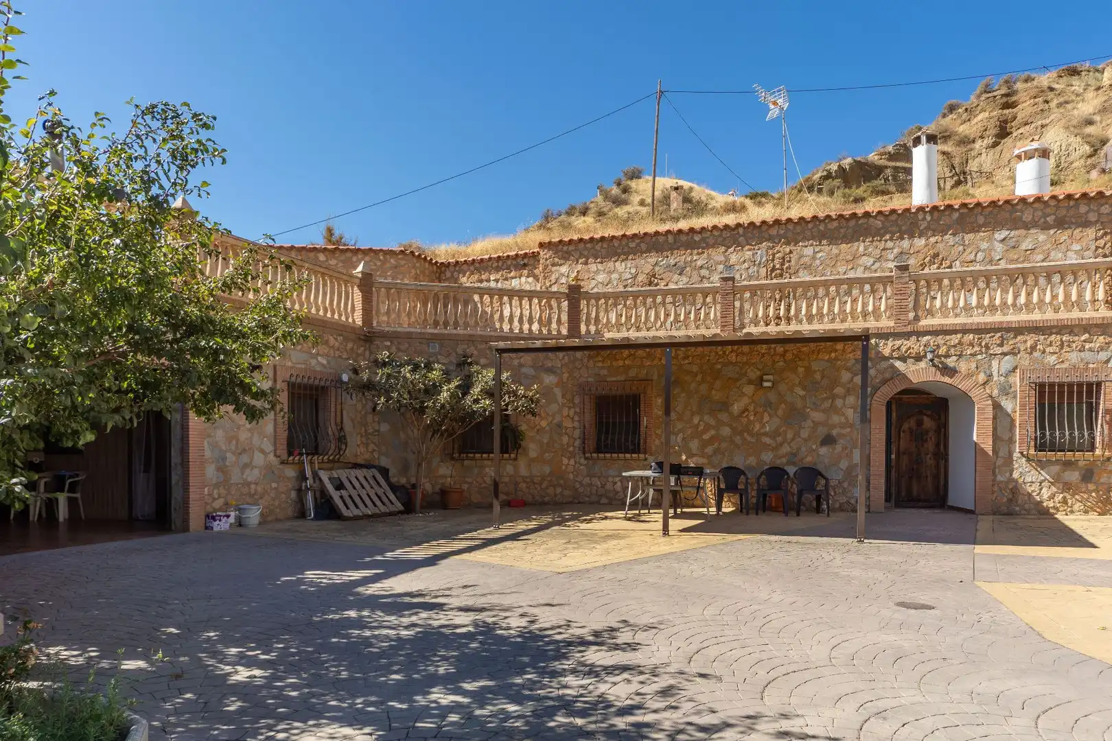 Exterior view of Country homes for sale in Guadix  with Terrace, Storage room and Furnished