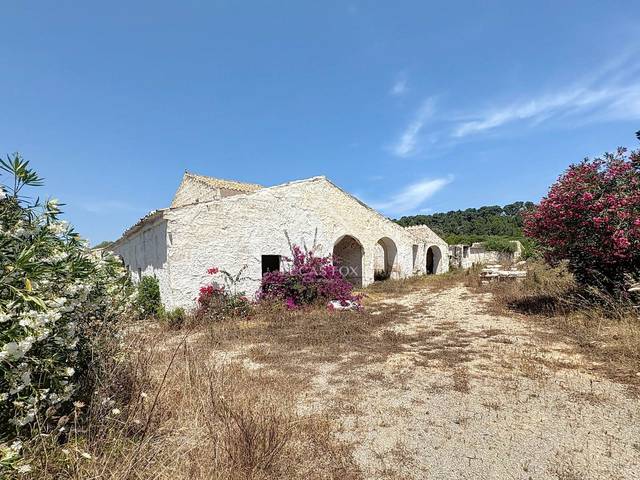 Finca rústica en Venta en Coves Noves