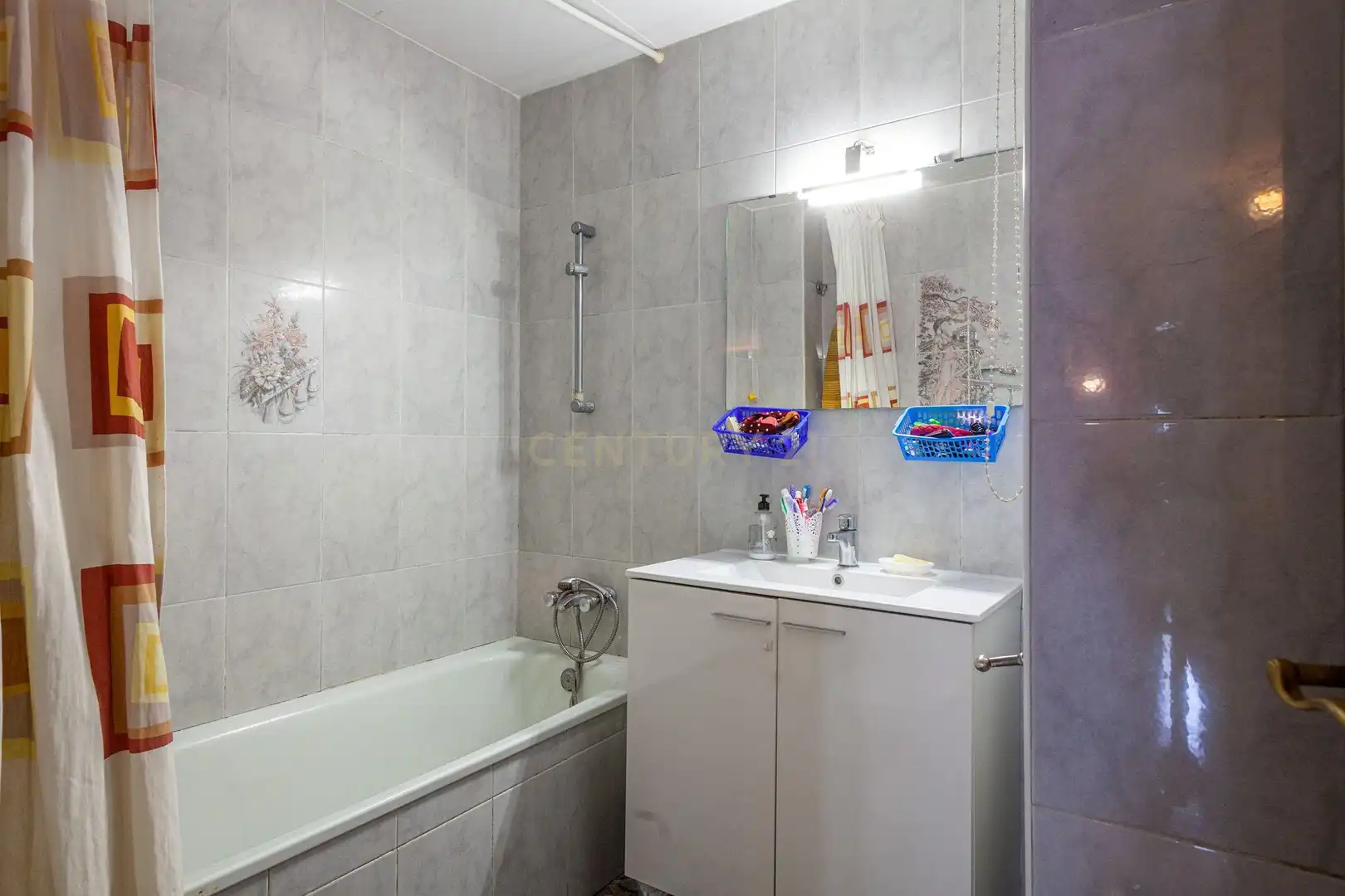 Bany de Apartament en venda en Mataró amb Aire condicionat i Balcó