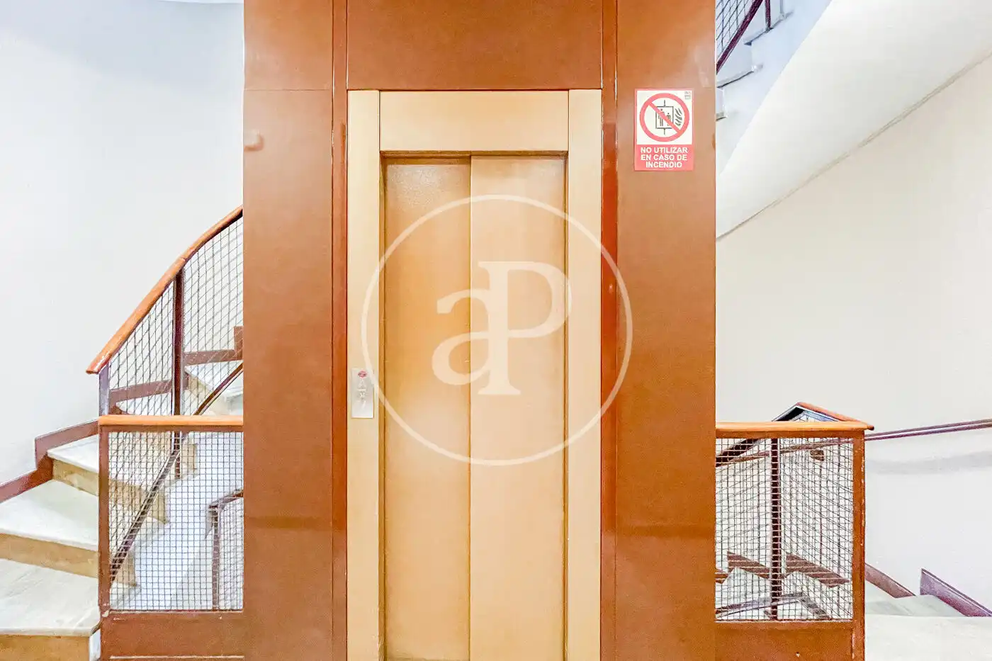 Pis amb ascensor en venda a C. de Rafael Calvo, imagen 40