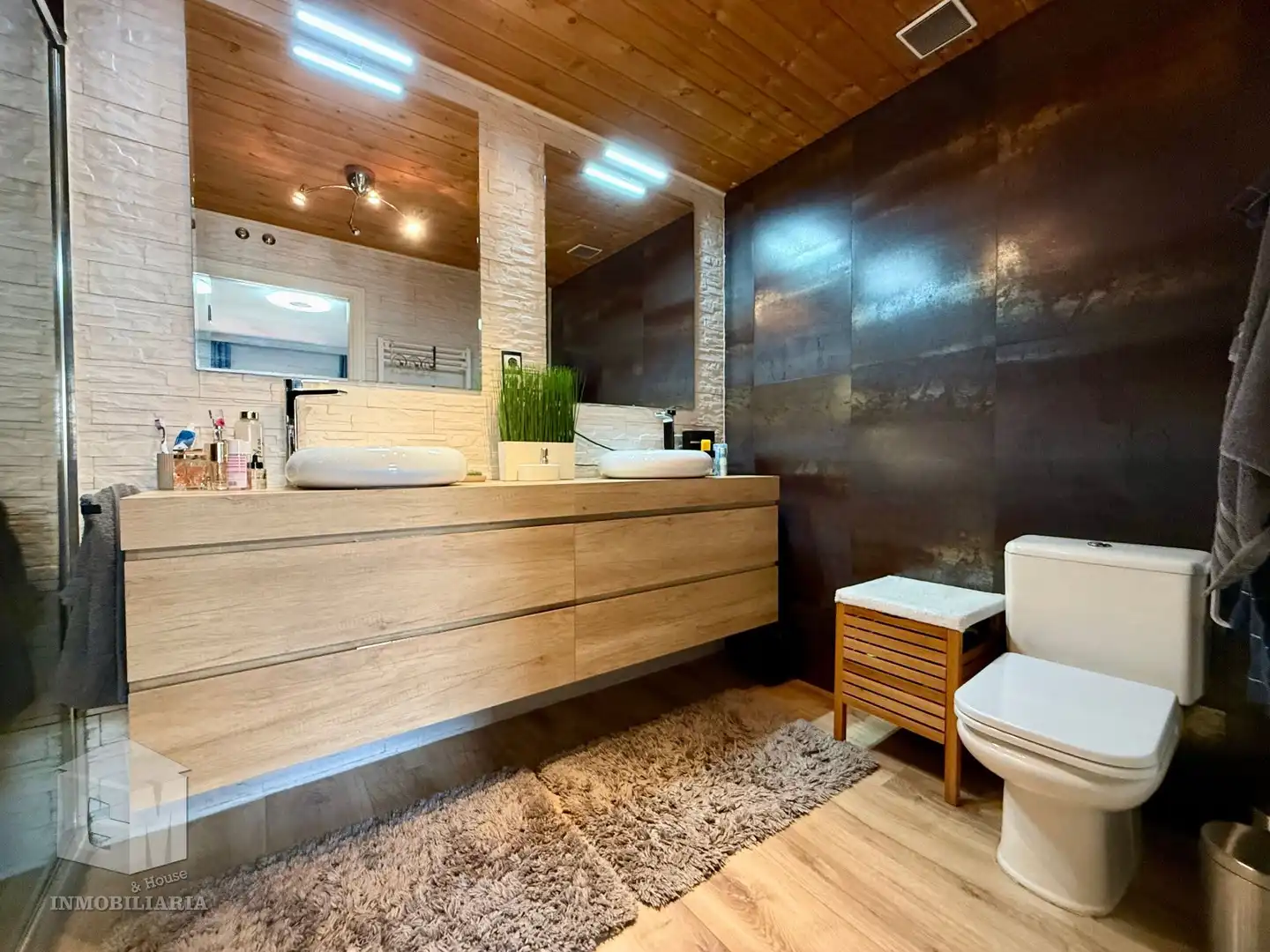 Bathroom of Detached homes for sale in Arroyomolinos (Madrid)  with Air Conditioner, Heating and Private garden