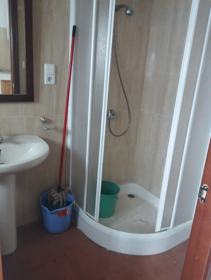 Bany de Casa o xalet en venda en Morelábor amb Jardí privat i Moblat