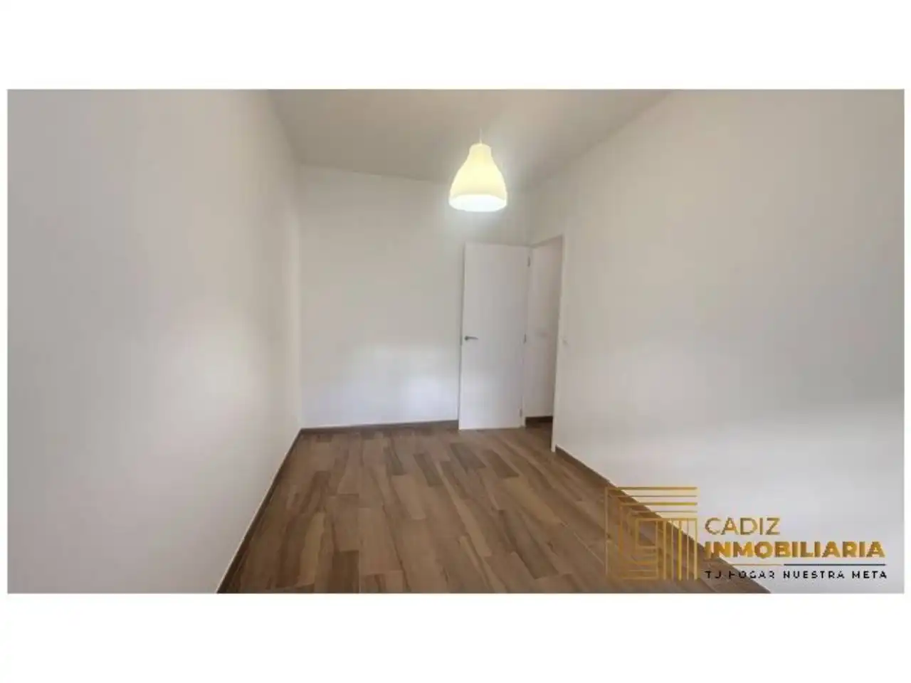 Bedroom of Flat for rent in El Puerto de Santa María  with Air Conditioner and Balcony