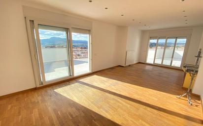 Sala d'estar de Àtic en venda en Igualada amb Aire condicionat, Calefacció i Terrassa