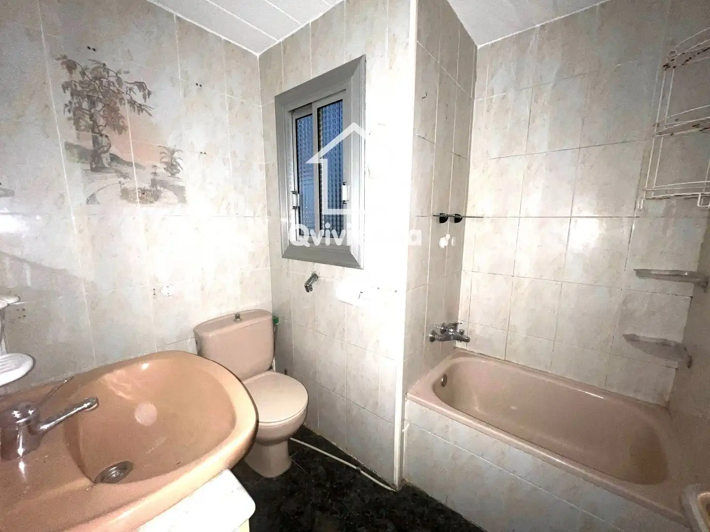 Baño de Ático en venta en Barberà del Vallès con Calefacción y Terraza