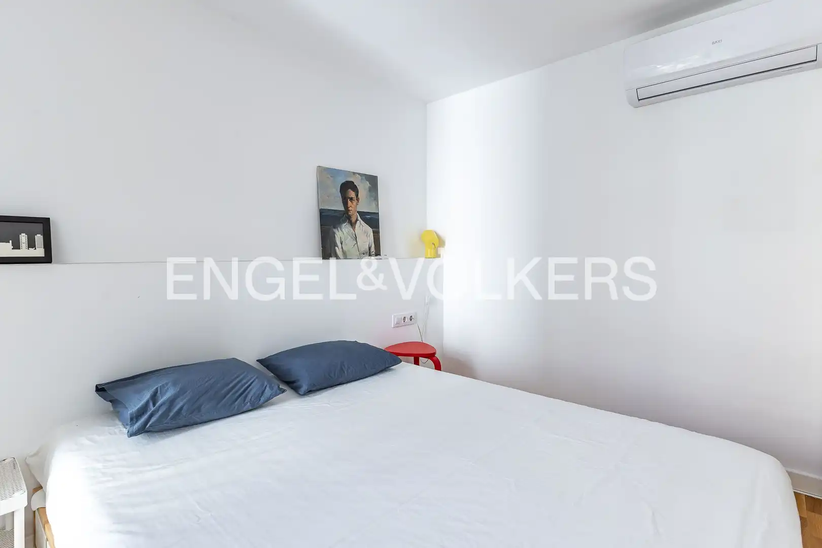 Habitación de Ático en venta en Barcelona con Aire acondicionado, Calefacción y Parquet
