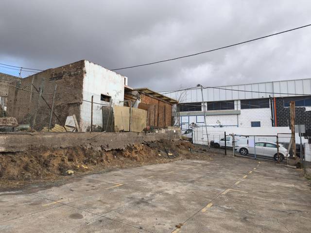 Nave industrial en Alquiler en Calle Capitana en Barranco Grande