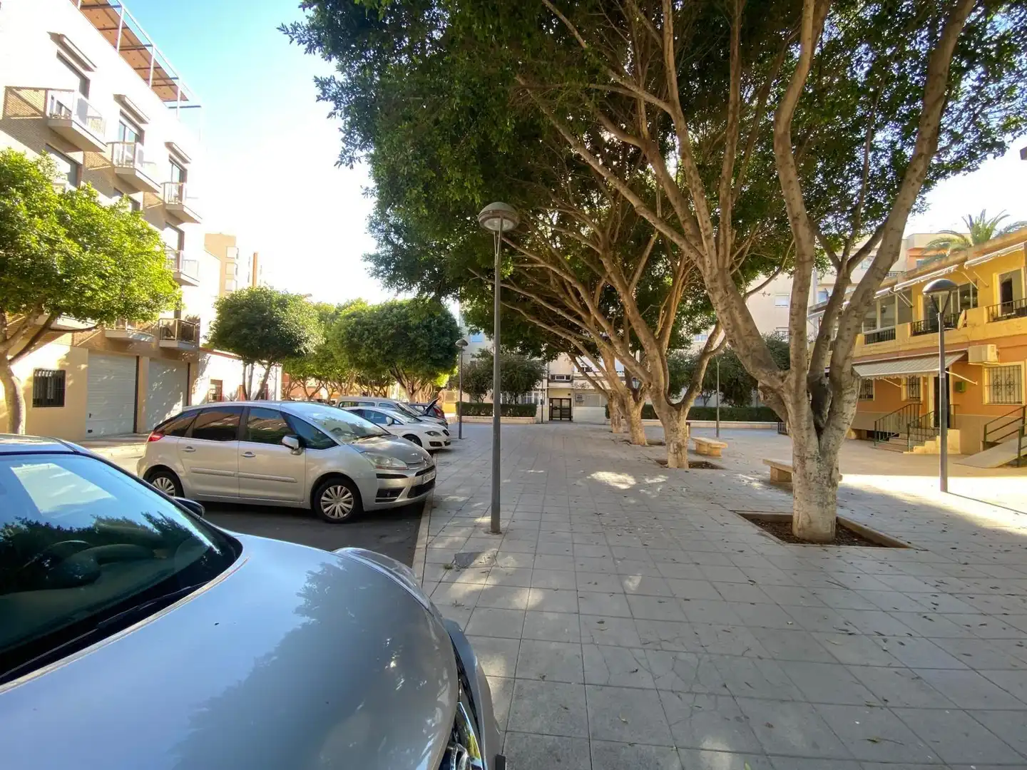 Aparcament de Pis de lloguer en Almería amb Aire condicionat, Calefacció i Moblat