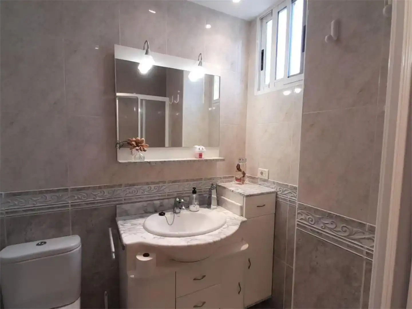 Bany de Apartament en venda en Benicasim / Benicàssim