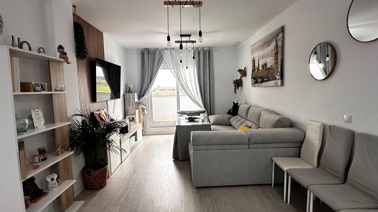 Living room of Flat for sale in Gines  with Air Conditioner, Heating and Swimming Pool