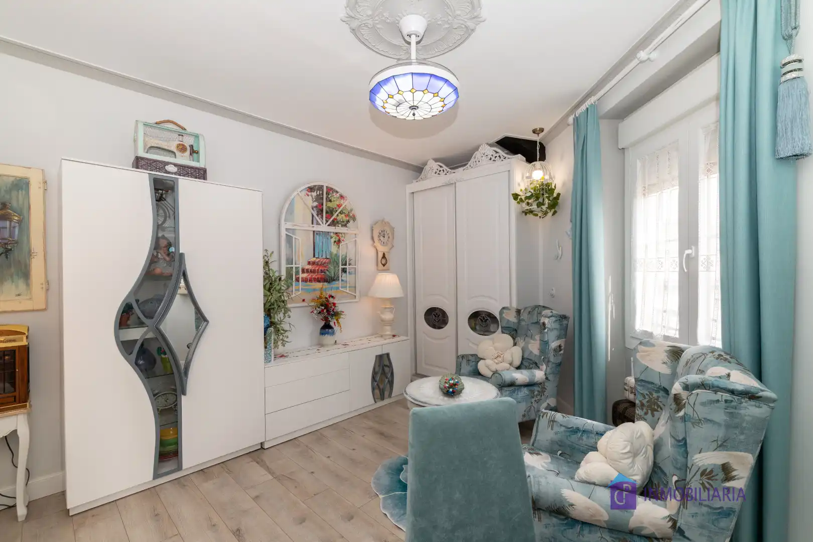 Habitación de Piso en venta en Zaragoza con Aire acondicionado, Calefacción y Horno