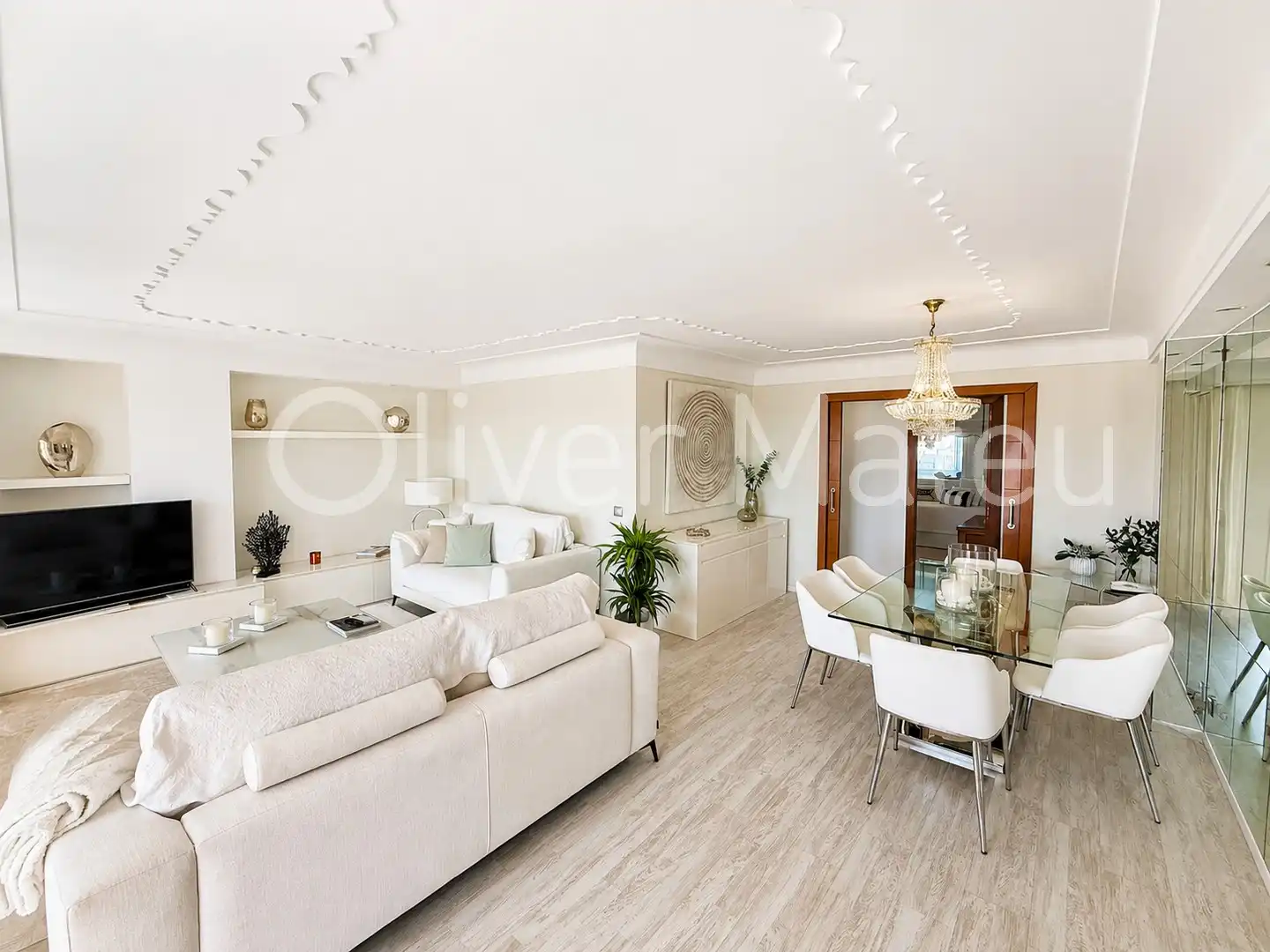 Wohnzimmer von Dachboden zum Verkauf in  Palma de Mallorca mit Klimaanlage, Parkett und Terrasse
